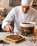 Carmen's _ Luxury Fererro Rocher Creamy spreadable Sauce, Cocoa Cream with Hazelnut, Wafer Chunks and Crushed hazelnut _ 5kg